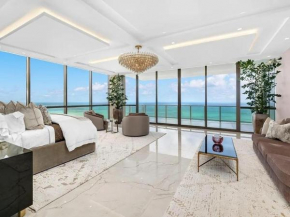 Exquisite Oceanfront Mansion In The Sky